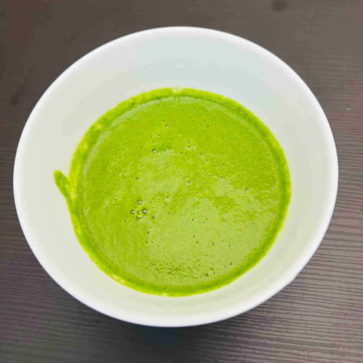 Grind the ingredients of mint chutney into a smooth paste.