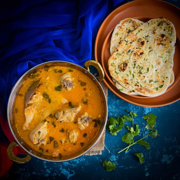balti chicken served with naan.