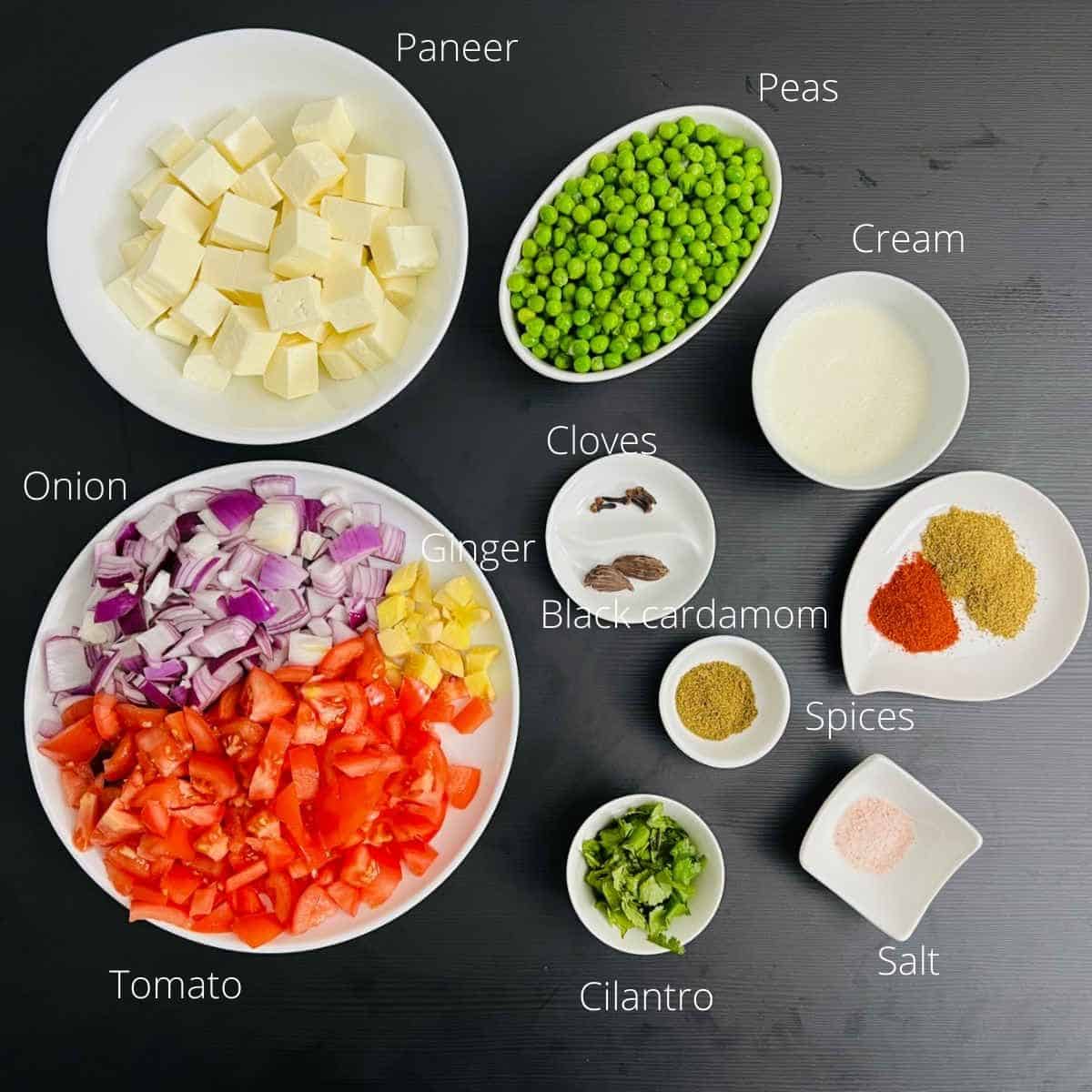 matar paneer ingredients with labels.