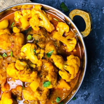 aloo gobi curry.