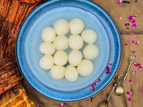 Rasgulla Recipe / Bengali Sponge Roshogolla - Easy Indian Cookbook