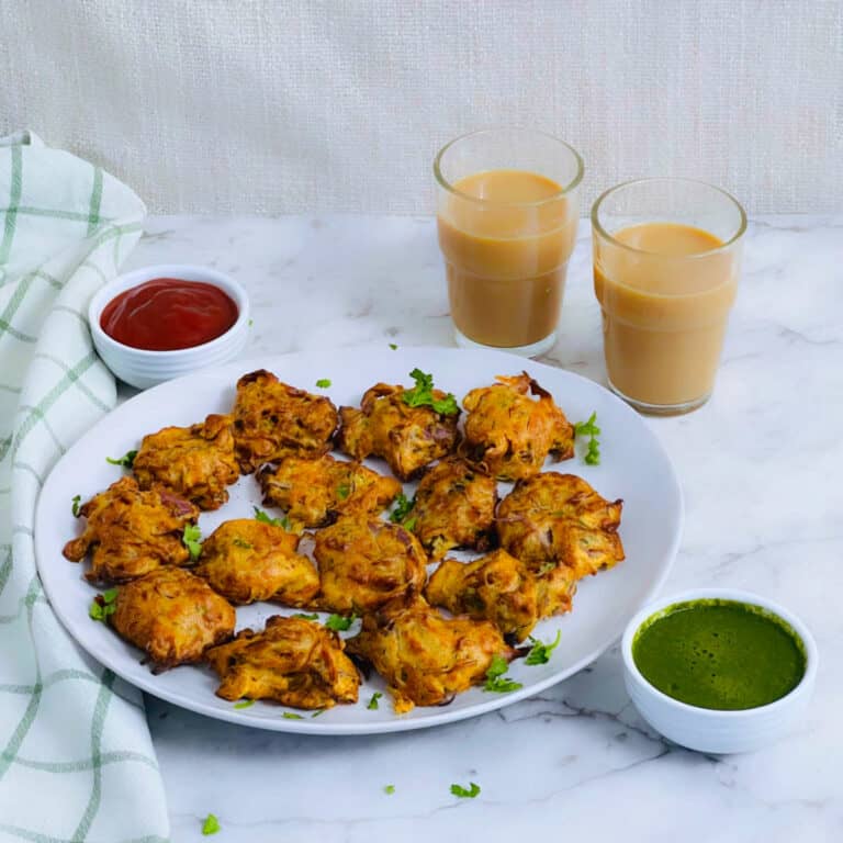CRISPY Onion Pakora (Onion Pakoda) - Air Fryer - Easy Indian Cookbook