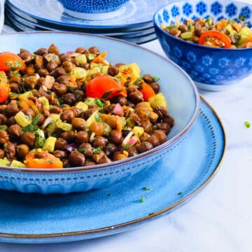Black chickpeas salad.