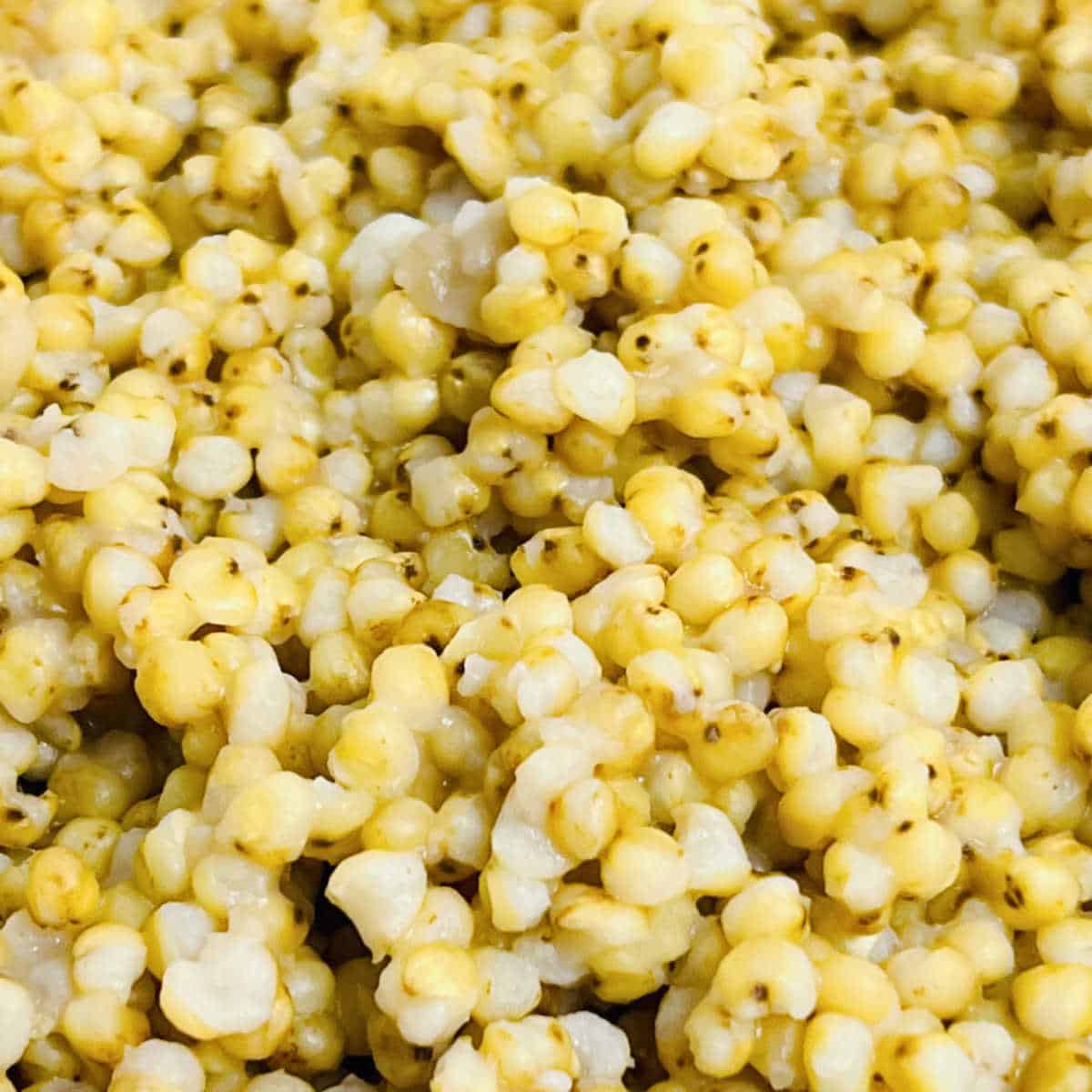 A close up of cooked sorghum to show the correct texture.