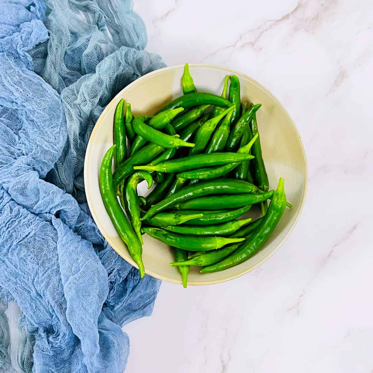 Fresh green chilies - how to store them.