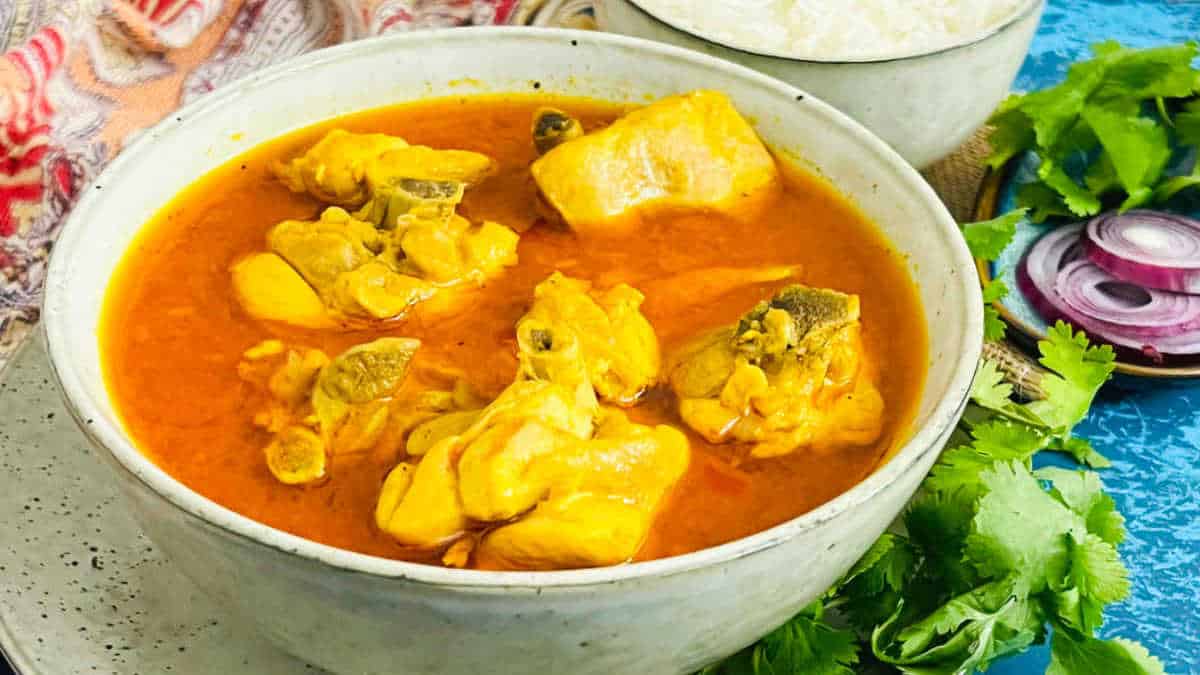 Home-style chicken curry served with rice.