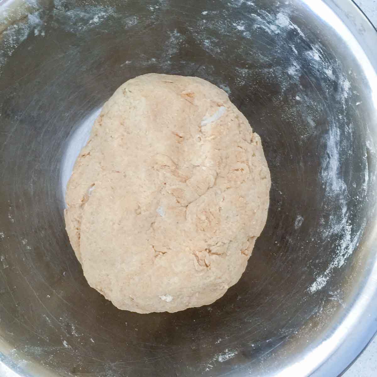 Knead the dough using the squeezed water.