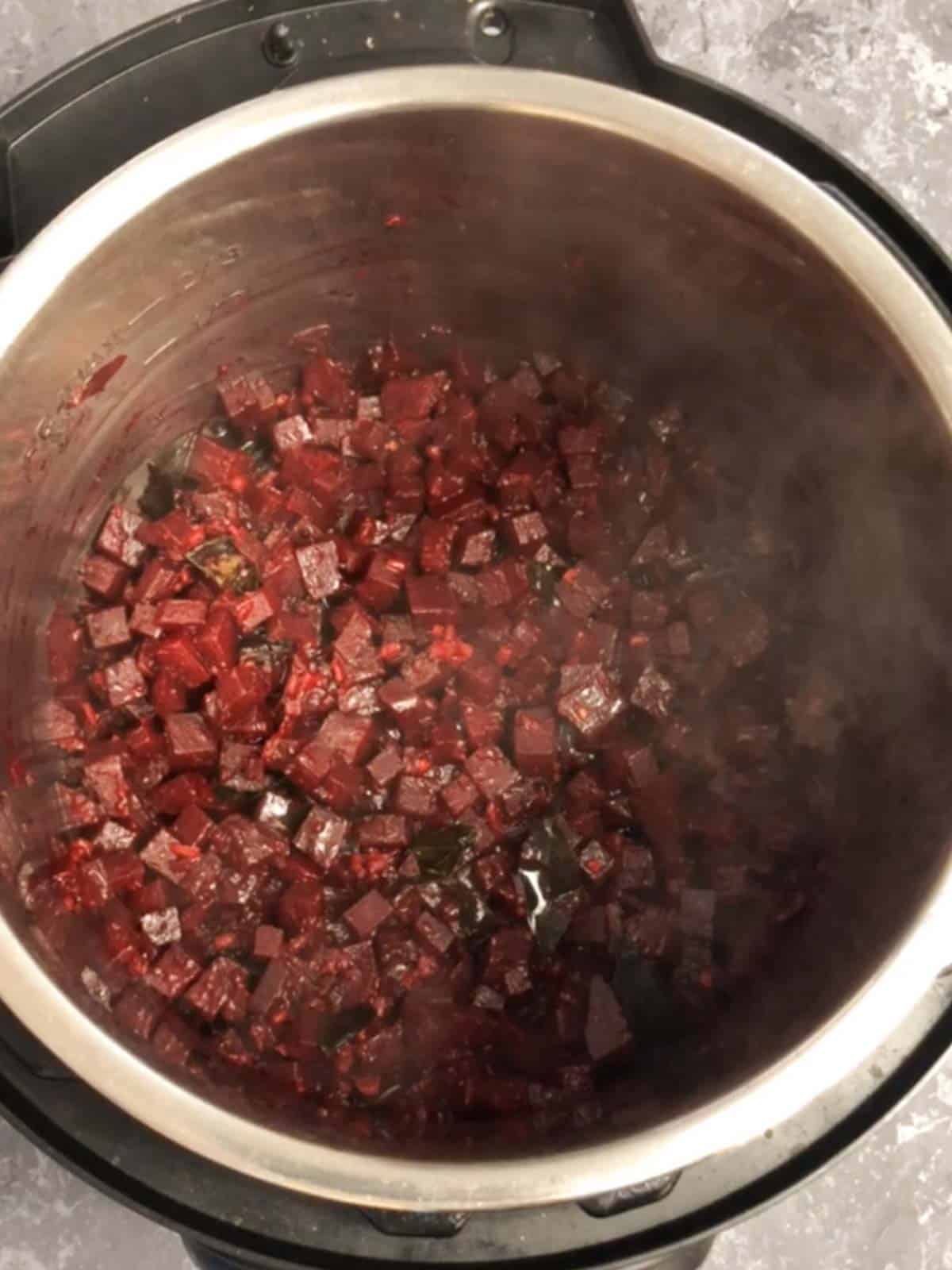 Beetroot in pressure cooker